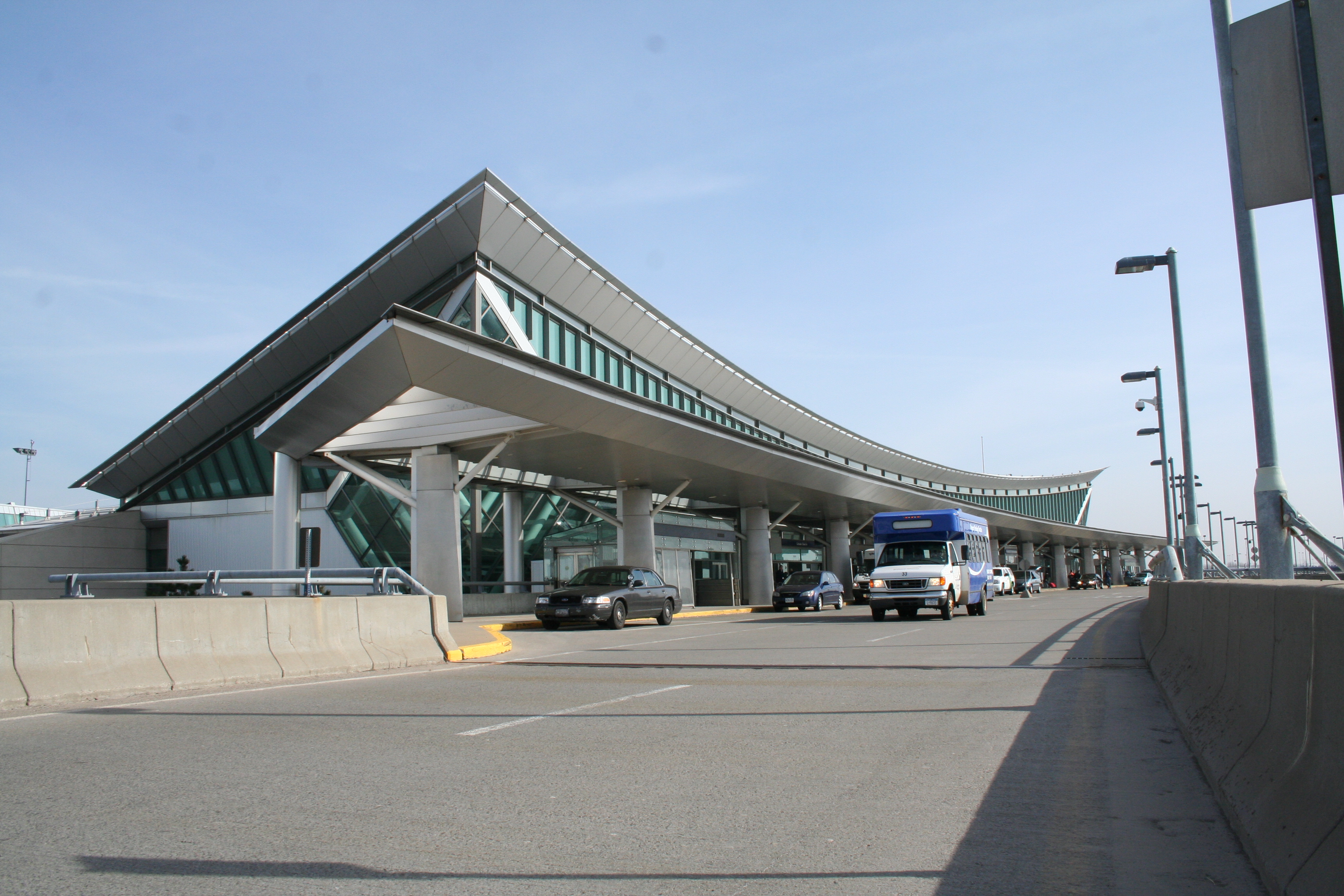 Buffalo Airport Terminal Photo